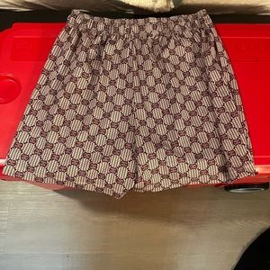 Eric Emanuel shorts Size: XL